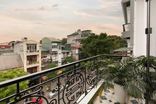 Hanoi Eastern Gate Hostel & Spa Bagian luar foto